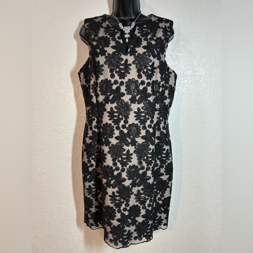 ANTONIO MELANI Black Floral Lace Midi Dress